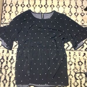 Cute Shein Top with ruffle sleeves